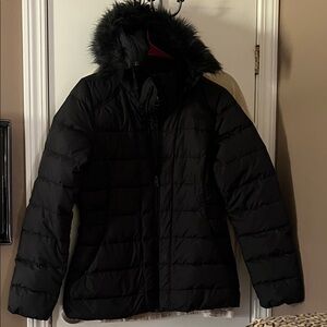 The North Face Women's Black Quilted Hooded Puffer with Faux Fur Trim